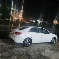 سيراتو موديل ٢٠١١ نظيفه كير ومكينه ووتبريد وصدر خير من الله وما بيهه ا...