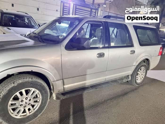 فورد اكسبديشن 2013خليجي
كفاله عامة مرفق التقرير بالصور
المواصفات  
فتحه سقف 
تبريد 3 قطع 
حساسات خلفيه
تحكم ستيرن جهتين 
كشن السايق كهرباء 
مري جانبيه هيتر
رقم سليمانية بأسمي والرقم الجديد الدولي   
السعر 14300

المكان : بغداد***********
