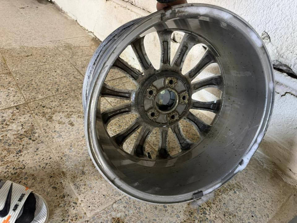 ويل سوناتا حجم 17 بلادي اصلي موديل 2016 نظيف جداً
سعر 500 الف وبي مجال
الاتصال ***********
المكان الكرادة
