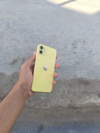 ايفون ١١ • ٦٤ • بطارية ٧٥%