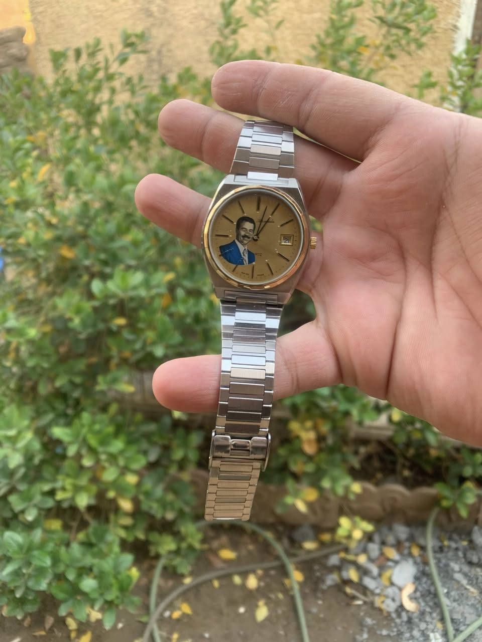 ساعة صدام حسين مكينة ذهب سويسرية اصلية بالكامل شغالة نضافة ١٠٠ بالمية سعر ٤٠٠ الف


**إذا كنت صاحب هذا الإعلان وتريد حذفه لأي سبب، رجاءا أرسل رسالة إلى الدعم الفني**