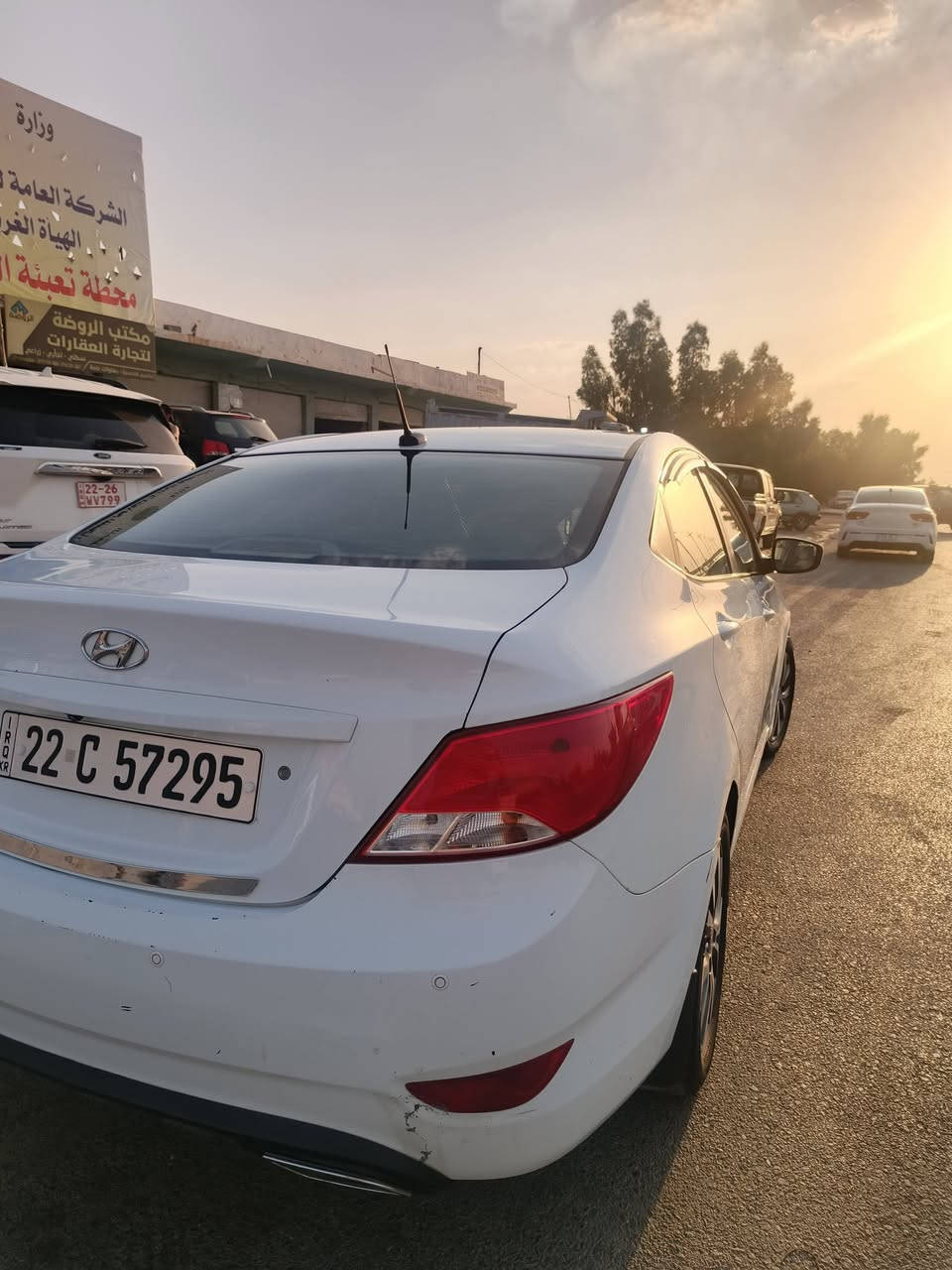 اكسنت 2017 امريكي
السعر 92 وبي مجال
محرك 16 GDI
گير اوتو AT
جامات كهرباء
مرايات كهرباء
مانع انزلاق 
نظام ايكو
تحكمات ستيرن
نظام بريك ABS

الضرر : بنيد وجاملغ مع ملاحظات بسيطه 

مكتب البيادر : حي الصحه قرب محطة الحاصود

***********
