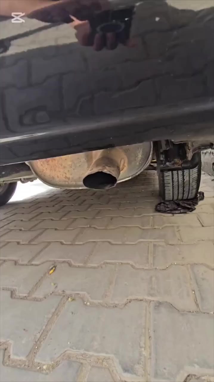 السلام عليكم كراون راس الثور تكم يسره بلاد أوتوماتيك موديل 1997 رقم دولي تحويل مباشر سياره جاهزه من كل النواحي مكان السياره البصره للاستفسار اكثر *********** السعر 130 وبيها مجال للشراي
