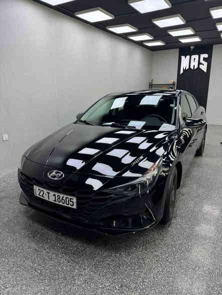 بلاش جوة السوك ب 145
النترا 2023 دخول جديد هزة جديدة سنوية جديدة 
مواصفات Sel 
مكينة دوش 2000 حادث بسيط فقط البنيد مبدل ومصبوغ وشوية بارد بلجاملغ
ماشية 27 الف السيارة جديدة 
بغداد زيونة
***********
