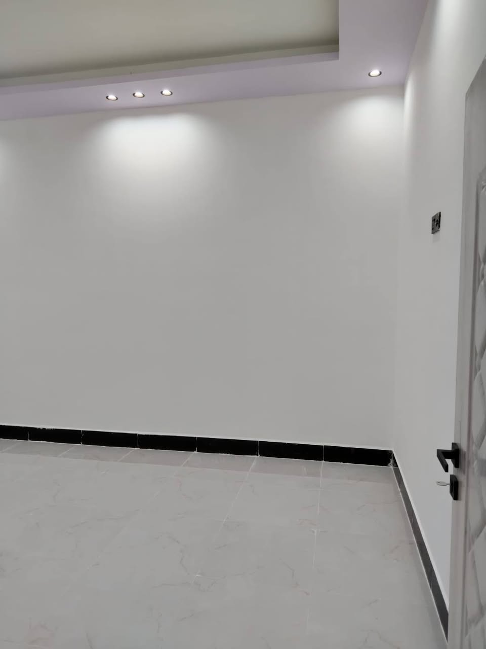 بيت 100م طابقين جديد 
 حي الوفاء شارع البنزين خانه 
قرب مدرسة أرض الأنبياء
ط1  غرفه صاله مطبخ استقبال صحيات داخليه وخارجيه
ط2  غرفتين  صاله صحيات
الشهر 500

        🔥 أنوار المدينة 🔥
    🔥 للوساطة العقارية 🔥

نقدّم لكم كل ما يناسبكم 
ويرضي أذواقكم في عالم العقارات:
🏠 بيع - شراء - رهن - إيجار
📞 للاستفسار:
📱 اتصال أو واتساب: ***********
💬 أو المراسلة على صفحتنا مباشرة
✔️ خيارات متعددة✔️ أسعار مناسبة✔️ خدمة راقية
📍 ثقتكم غايتنا، ورضاكم هدفنا.
#أنوار_المدينة_للوساطة_العقارية #
#بيع #شراء #رهن #إيجار #عقارات
#متابعين 
#للجميع 
#إشارة
