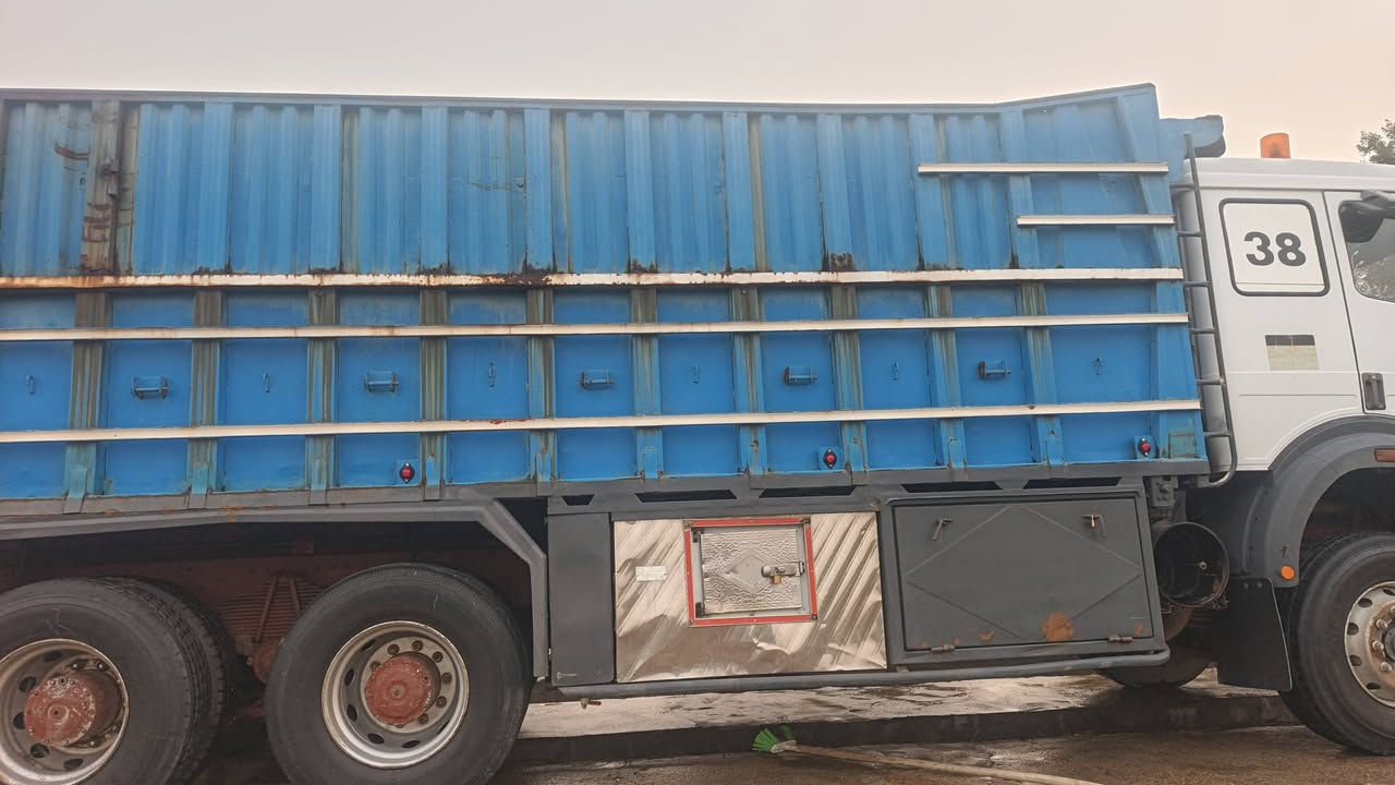 بدي البي كرواتي البيع طول ٧ و ٣٠ و عرض ٢ متر و ٤٠   جنط ٢ و مطبخ و ثلاجه و سوبياه مجود  مثل موضح عدك بل صوره و فيديو  
سعر ٢٥ وراق وبيه مجال بسيط 
مكاني سماوه الرميثه  
***********
