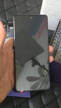 شاشه مال سامسونك S20 السعر 15 07705264843 متواجد خاص واتساب مازنجر