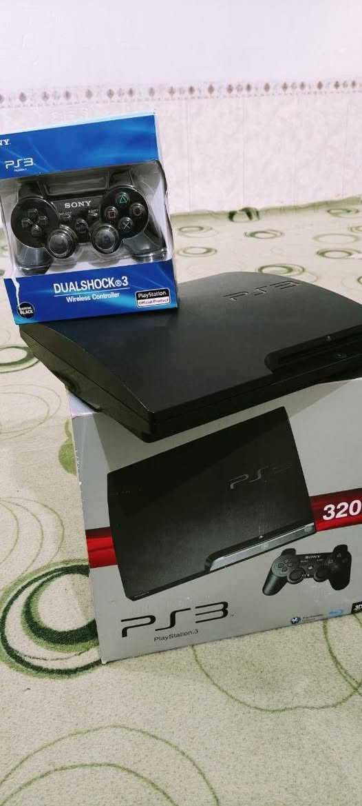 سلام عليكم بلي 3 سلم للبيع كامل ملحقات واير تشغيل و HD و AV وكيبل شحن يده وحده بي 17 لعبه gta و pes و اله الحرب وغيره ذاكرته 300 سعر 90 وبي مجال المكان سوق الشيوخ حي العسكري الاستفسار ع الرقم ***********
