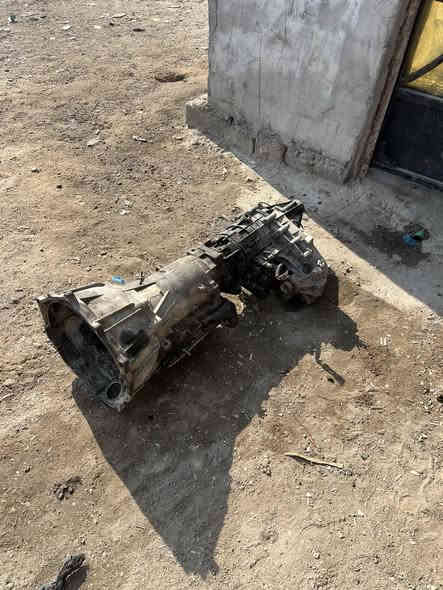 سلام عليكم غراض الفينيه
كير٧٠٠ لوكير كفاله وعل شد ١٣خط 
اكسل ٦برغي طايف كفاله وعلى شد 
ويلات ٦برغي نضاف وحلوات وياهن سبير
كاردن مكفول
فانات تبريد 
بريشر 
وهاي لغراض لباقيه كدامكم 
مكاني بصره زبير مربد القديم***********
