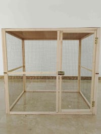 قفص خشب للبيع ارتفاع متر واجهه متر نزال 80 يوجد توصيل السعر 35 والتوصي...