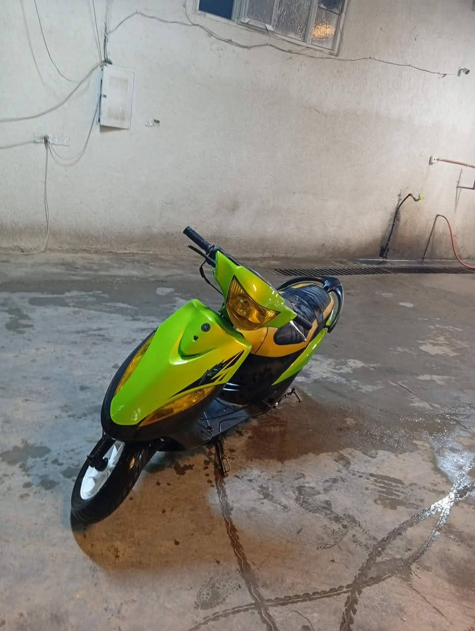 سلام عليكم ماكس عدلة للبيع دراجه شلعه فول بوشه 49 سلف نكره كهربايات كامله ودراجه نضيفه  بس كفرات تجاري صالصه اف M  // السعر 500 وبيه مجال مكاني كربلاء فريحه مقابيل جامعه راسني خاص موجود فيس 
*********** رقمي  واتساب وتصال
