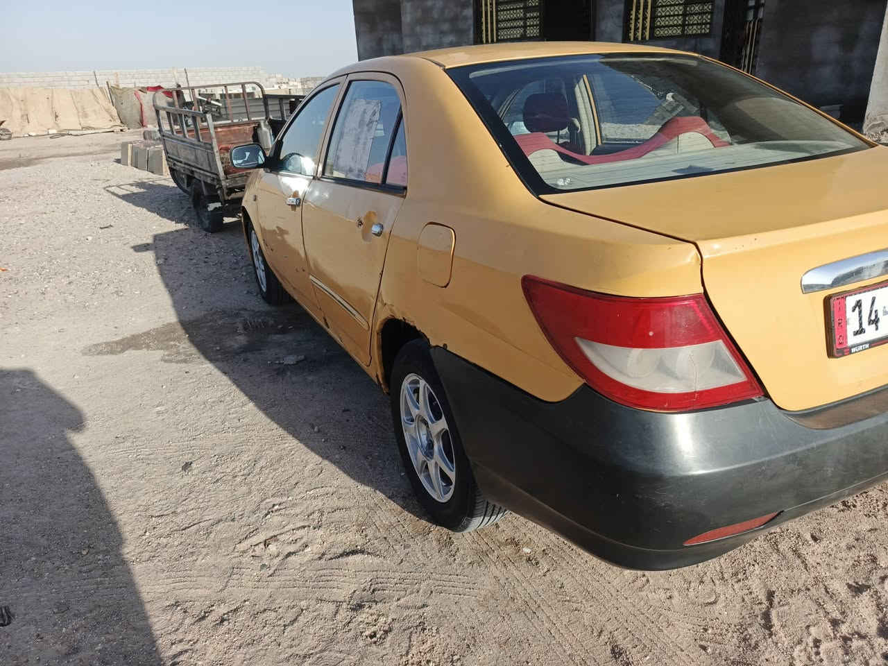 السلام عليكم بيوايدي البيع سياره جاهزه مكينه وكير حداديه البدي شوف العين رقم نكليزي بسمي سنويه ٣٠ سياره مكان بصره سفوان سعره ٢٩ وبيه مجال قليل***********
