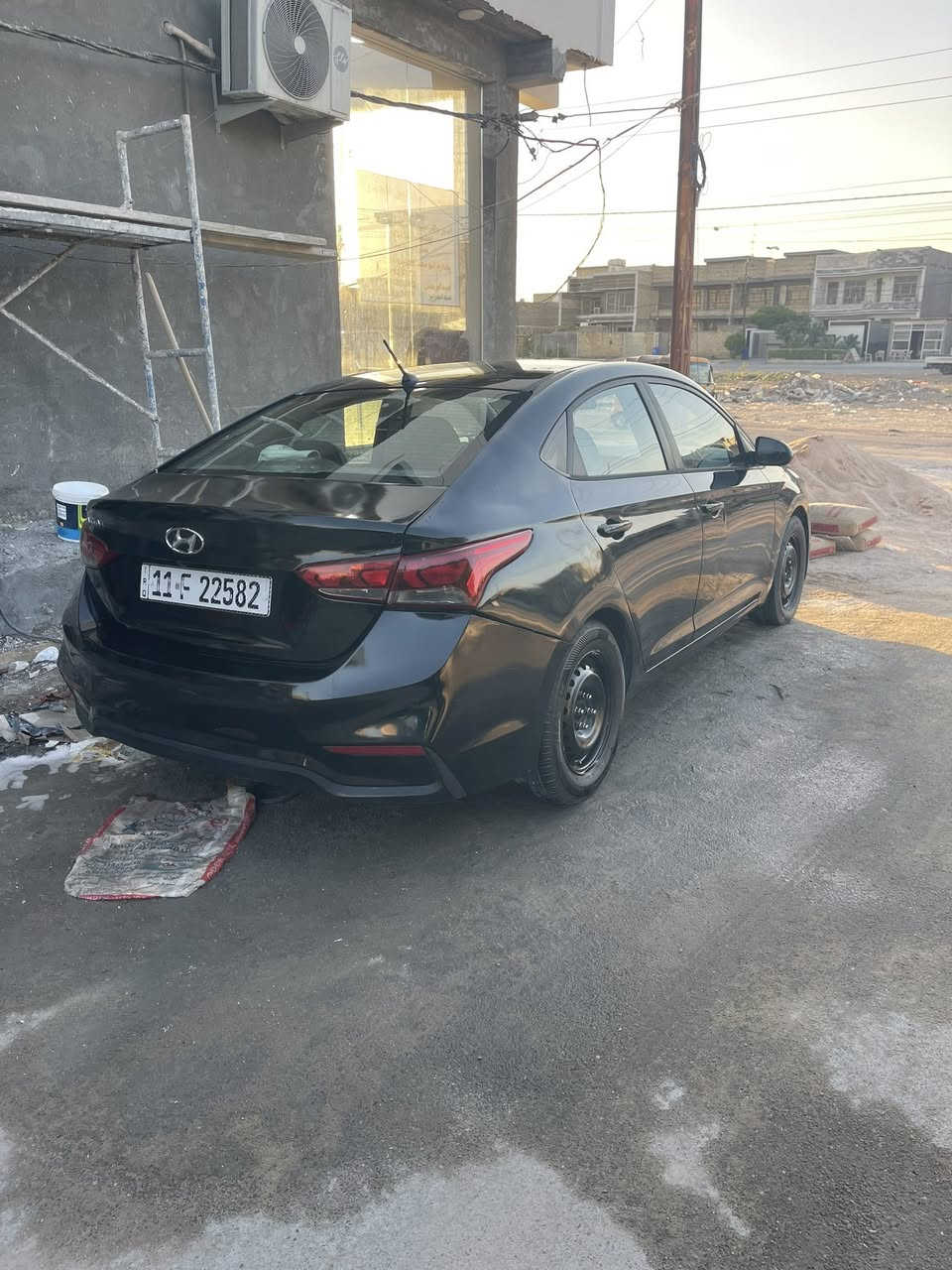 هيونداي اكسنت موديل 2019 أمريكي بغداد
سياره حلوه وجاهزه ولحادث موضح بل صور مكينه كير جديدات وبيها صيانه جديده حادثها جاملغ وقبق الجنطه محرك 1600 جيتي مكانها بغداد الغزالية سعرها 98$ وبيها مجال  للشراي ***********
