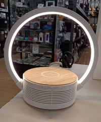 مصباح سماعة • شاحن لاسلكي