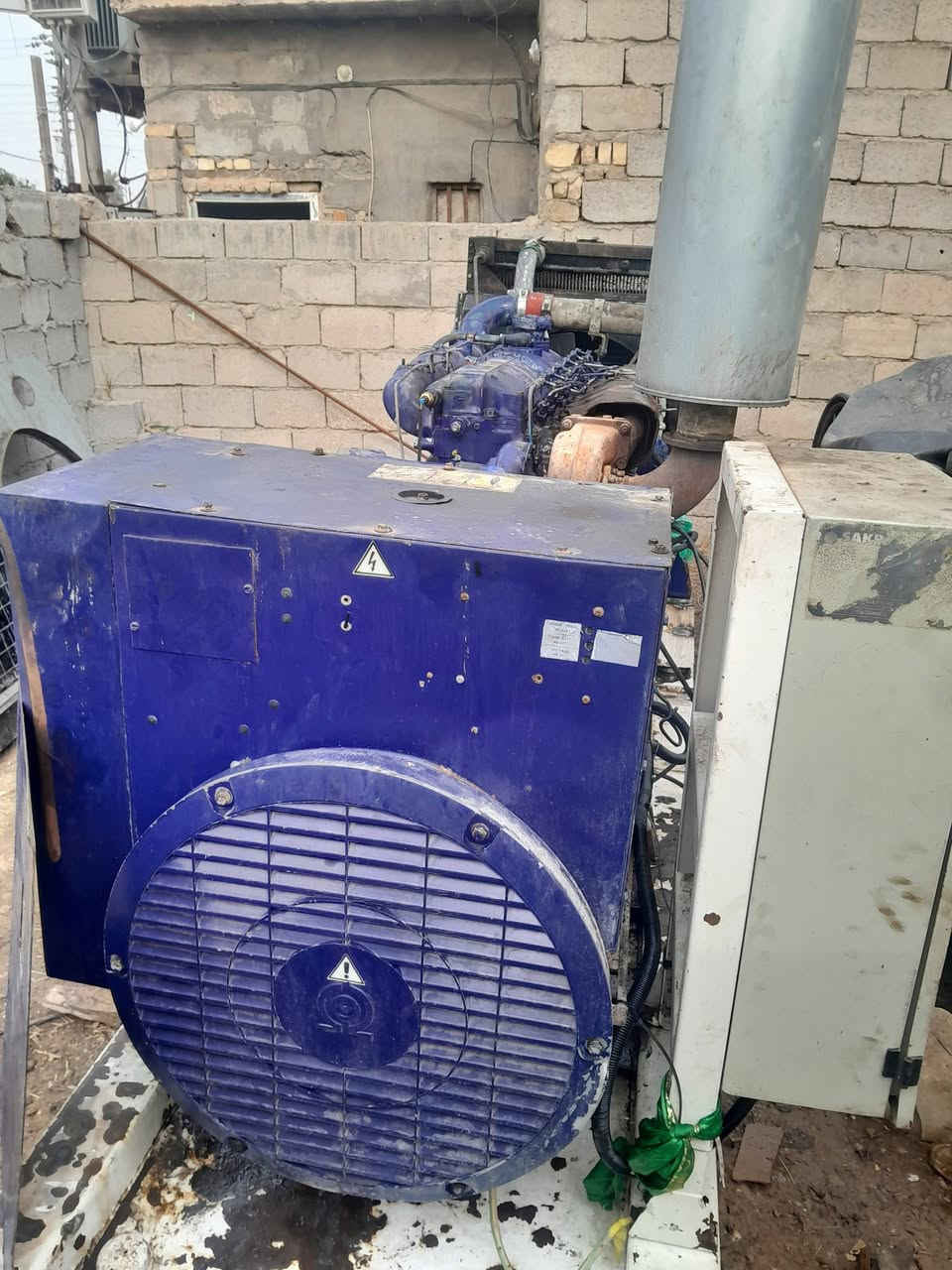 افيكو ٣٧سوبر خلفي سيت بلادي اصل مولد توليد ٣٠٠ فول كهربائيه السعر ٨٠ المكان كربلاء ***********
