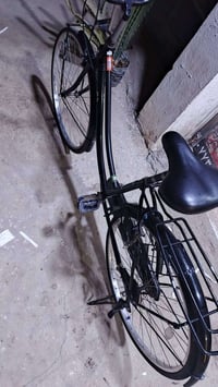 باسكل للبيع ب 80 وبي مجال وهاذ رقمي 07821083928