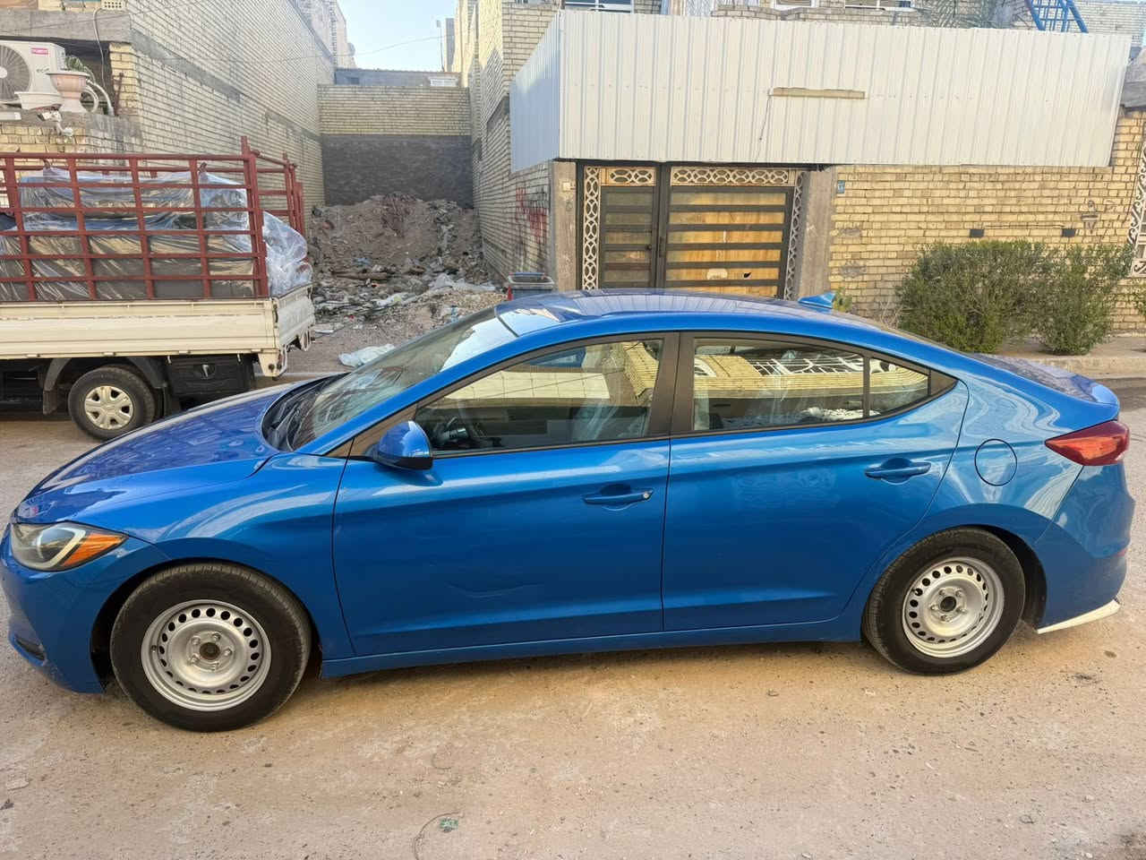 النترا موديل 2017
بأسمي تحويل ثاني يوم وارد أمريكي ضررها بنيد فقط بدون دواخل مكينه 2000 دوش المرغوب

 حداديه صدر مكينة كير تبريد خير من الله 

مكان السياره بغداد

 113 وبيها مجال قليل

رقم الهاتف ***********
