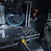 i5 12400f • RTX 3060 12GB • شاشة 27 144Hz