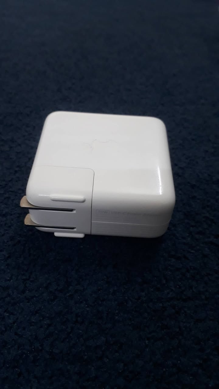 متوفر شاحنات ماكبوك تايبسي اصلي استخدام نظيف
87w
70w
140w
اصليات شرط توصيل لكل العراق ٥ الاف


**إذا كنت صاحب هذا الإعلان وتريد حذفه لأي سبب، رجاءا أرسل رسالة إلى الدعم الفني**