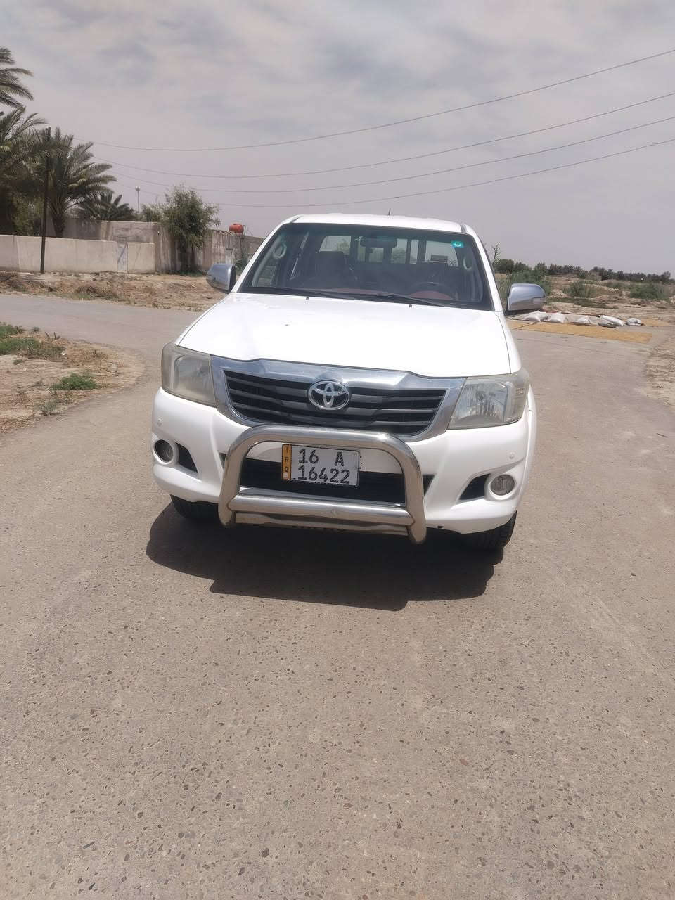 ك@. 
هايلوكس فرويل 14سعودي كير عادي 

رقم قادسيه جديد 
كفالة عامه 

رمك
مكان سياره ديوانيه 
***********
