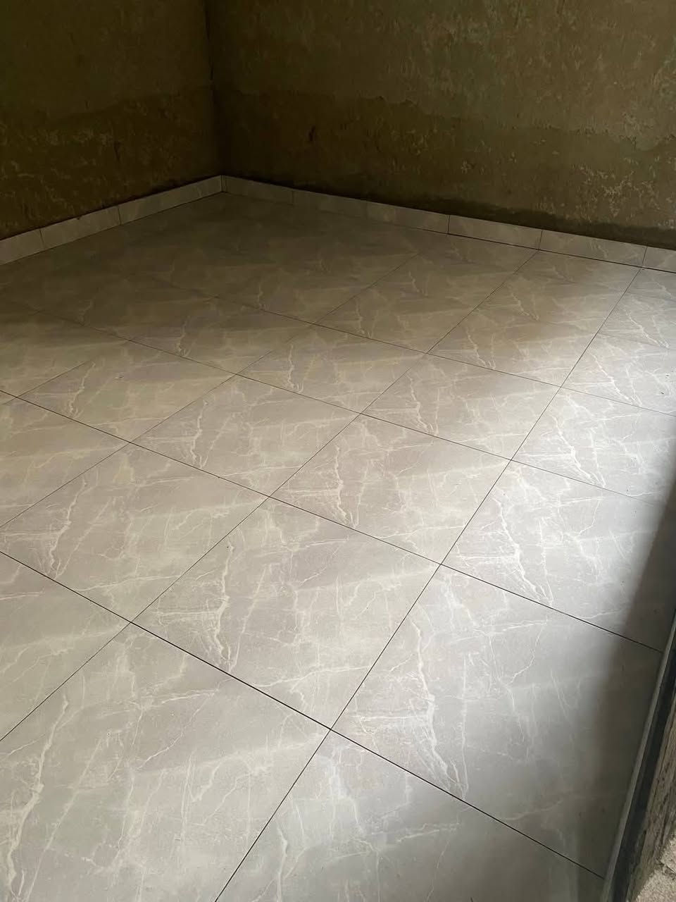 متفرغ حاليا
مستعدين لتطبيك الأرضيات وجدران  
شرط استلام مهندس بأسعار مناسبه داخل الموصل 
 الأتصال على الرقم 
***********
***********
