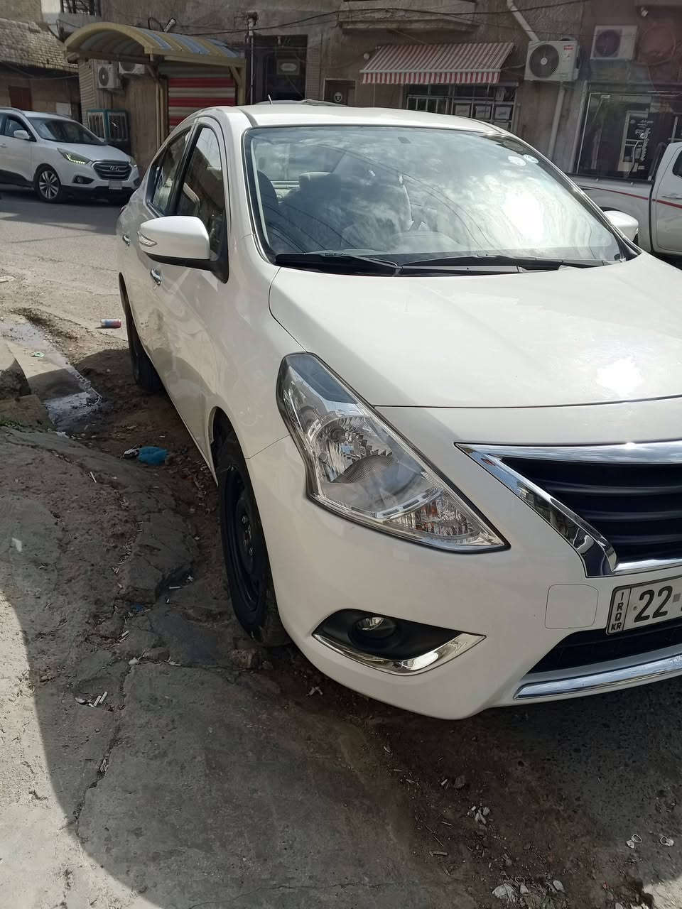 نيسان سني للبيع موديل2024
السعر 123$بيه مجال بسيط
السياره مكفوله كفاله عامه عده طخه بسيطه 
السياره ماشيه 24 الف
رقم اربيل وكاله أو تحويل
مكان السياره بغداد شارع حيفا
للتواصل
***********
متواجد واتساب
