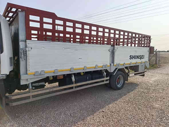 السلام عليكم بدي للبيع طول سته وربع كامل مكان حله موبايل *********** ***********
