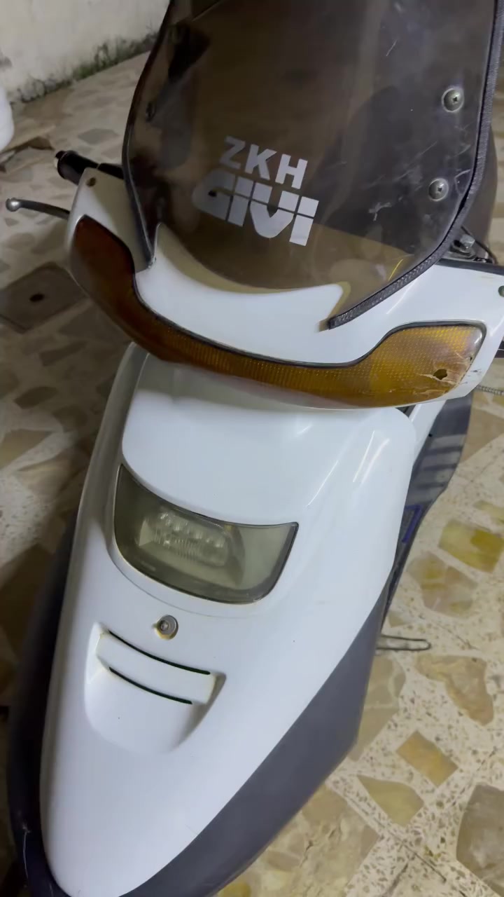 للبيع فقط فراشة فضائي ياباني بيها نقوصات بسيطة سعرها ٣٢٥ قفل من الاخير.دراجة محرك خير من الله ***********
