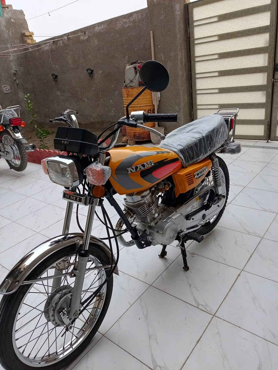 سلام عليكم نامه شلامجه اصلي موديل 23 بشهر ال11 اوراق اصولي 4 اوراق مو ٧ شرط الترقيم دراجه كفاله من كلشي جيس ماعوزه برغي مال جناي مكاني كوت شراي اتصل ***********
