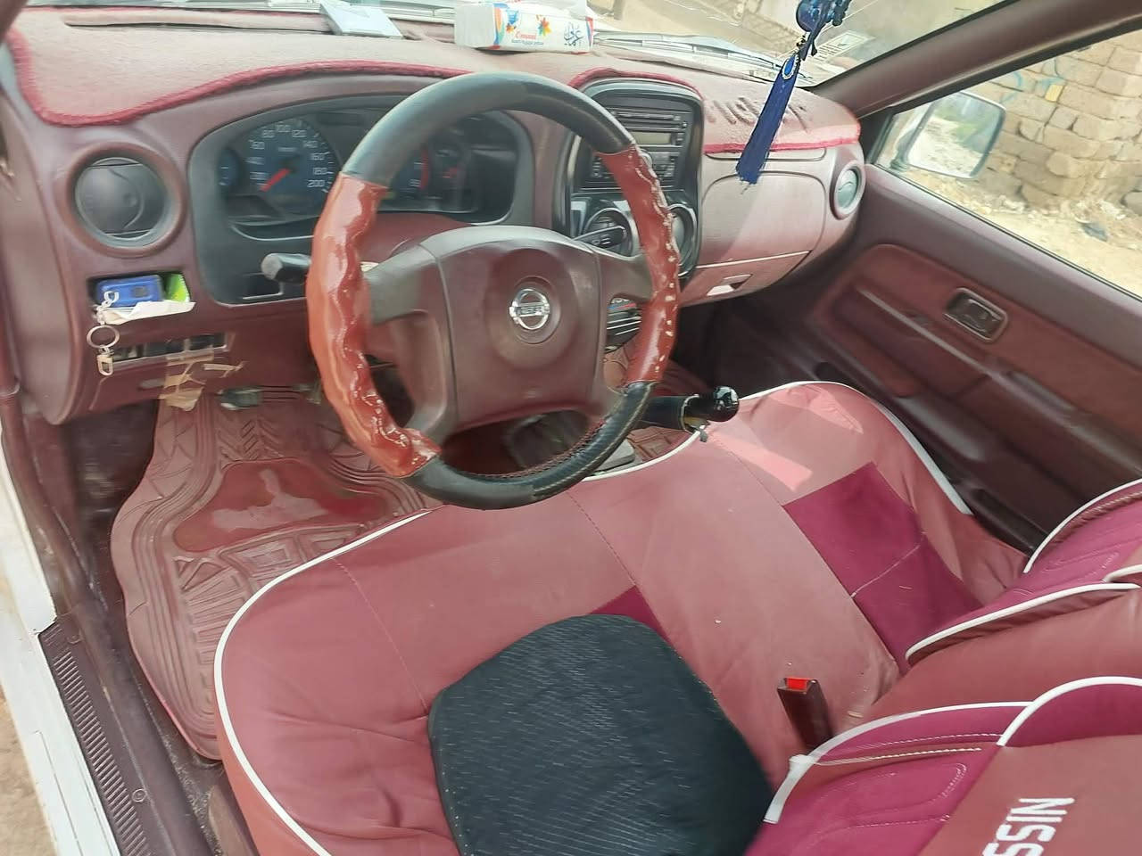 السلام عليكم نيسان للبيع المكان الناصريه قضاء الغراف *********** مامتواجد عله فيس
