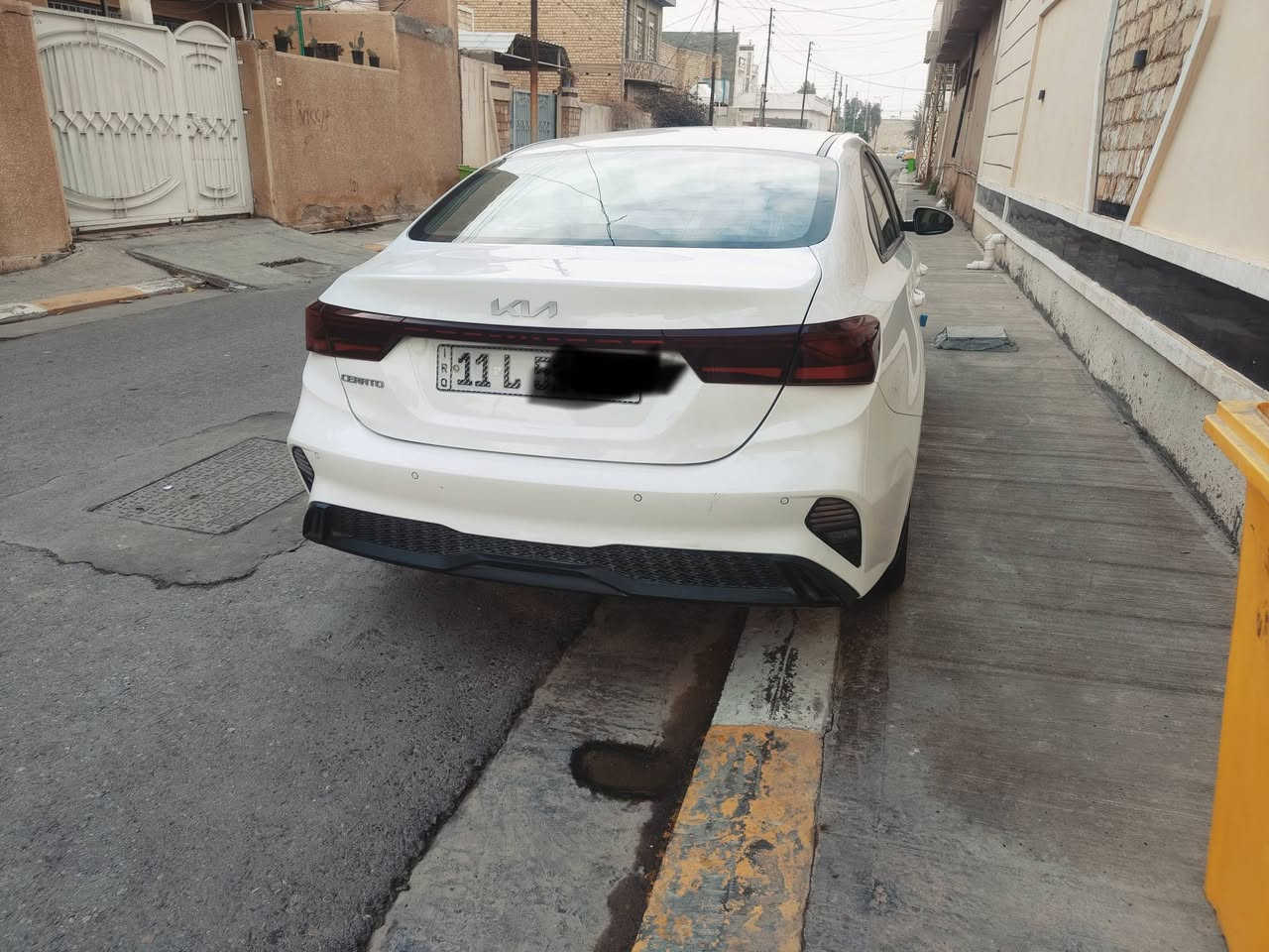 سيراتو
1_ موديل 2024
2_ لون ابيض 
3_ رقم بغداد
4_ ماشيه 60 الف 
5_ مكفوله كفاله عامه عدا رصعه صغيره مامبينه بالجاملغ 
6_ ويل كب ومدوشمه جديده ارضيهة وكشنات 
7_ السعر ( 177 ) $
8_ مكان السياره الفلوجه 
***********
