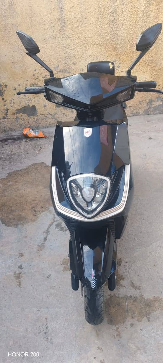 دراجه شحن للبيع سعره 700 وبيه مجال مكان بغداد حي السفير ***********
