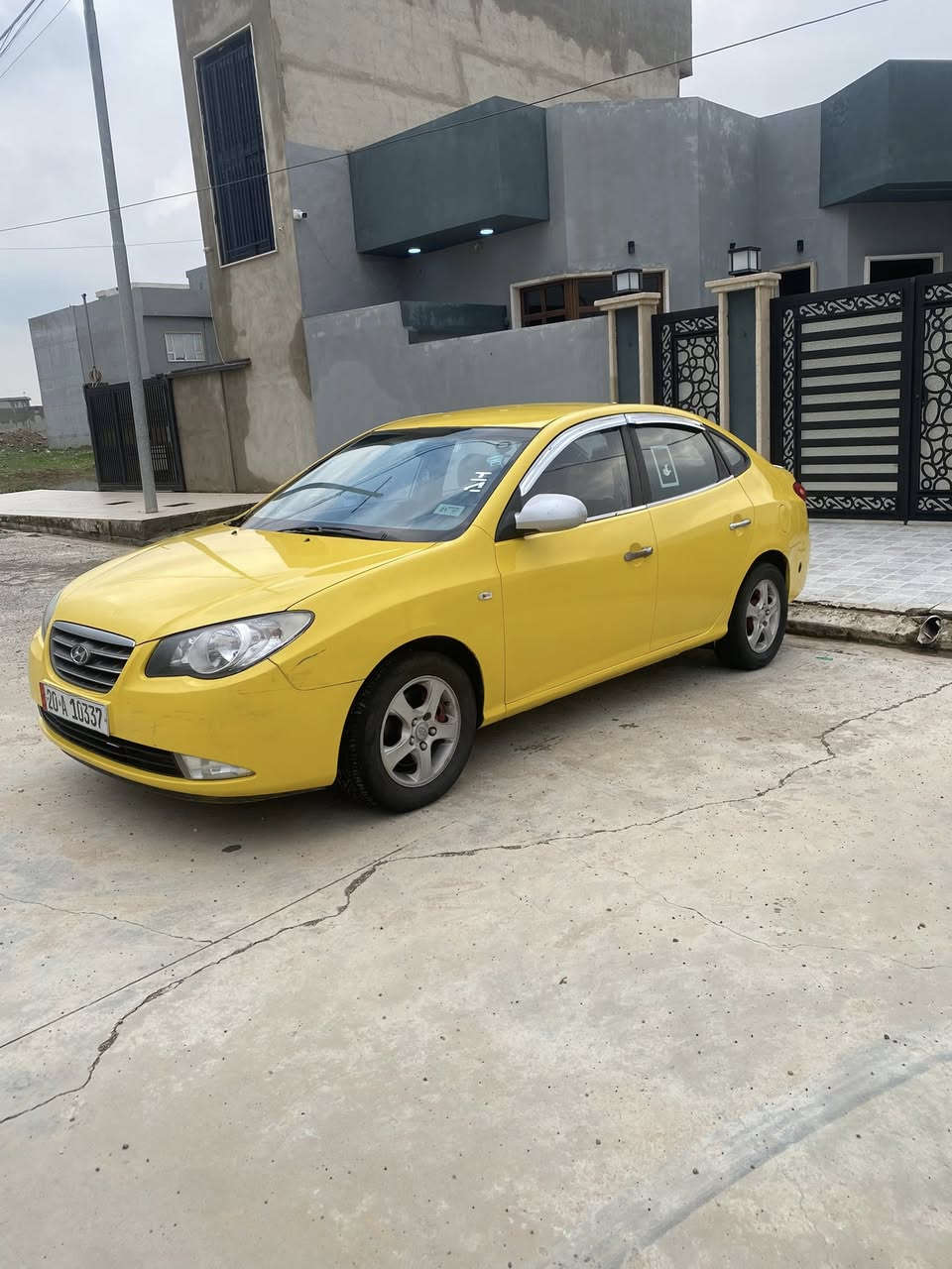 السلام عليكم
افانتي موديل 2009
رقم ديالى بسمي 
شرط التحويل بل موصل 
هزه ارقام سنويه كله جديد

محرك 1600 دكشن عالي محرك جديد قبل شهرين شديته ركبتها جديده

كير  قبل شهر شديته  كصه جديد 
صدر امامي خلفي جديد 
ويل كب 
باتري جديد 
نوزلات جدد + مسطره + بلكات + مجاول 
موصفات 
اربع دسك 
دبل قمبوره
تبريد وكالا  جديد
تحكمات ستيرن 
كيج ليزري 
تبريد بيانو  لمس
منظومة غاز 80 لتر 
سيتم سماعات فول 
لايتات زينول 
تبديل قطعتين 
تلقيطات معجون ماكو  فقط بس مكانتين أو ثلاثه 
مكان السياره موصل ايسر
السعر (((105)))وبيها مجال 
بيع فقط بدون مراوس
رقم بدون واتساب ***********  خاص ماكو
