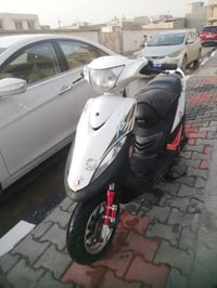 ماكس عدلة • كابريتر • آبوليس