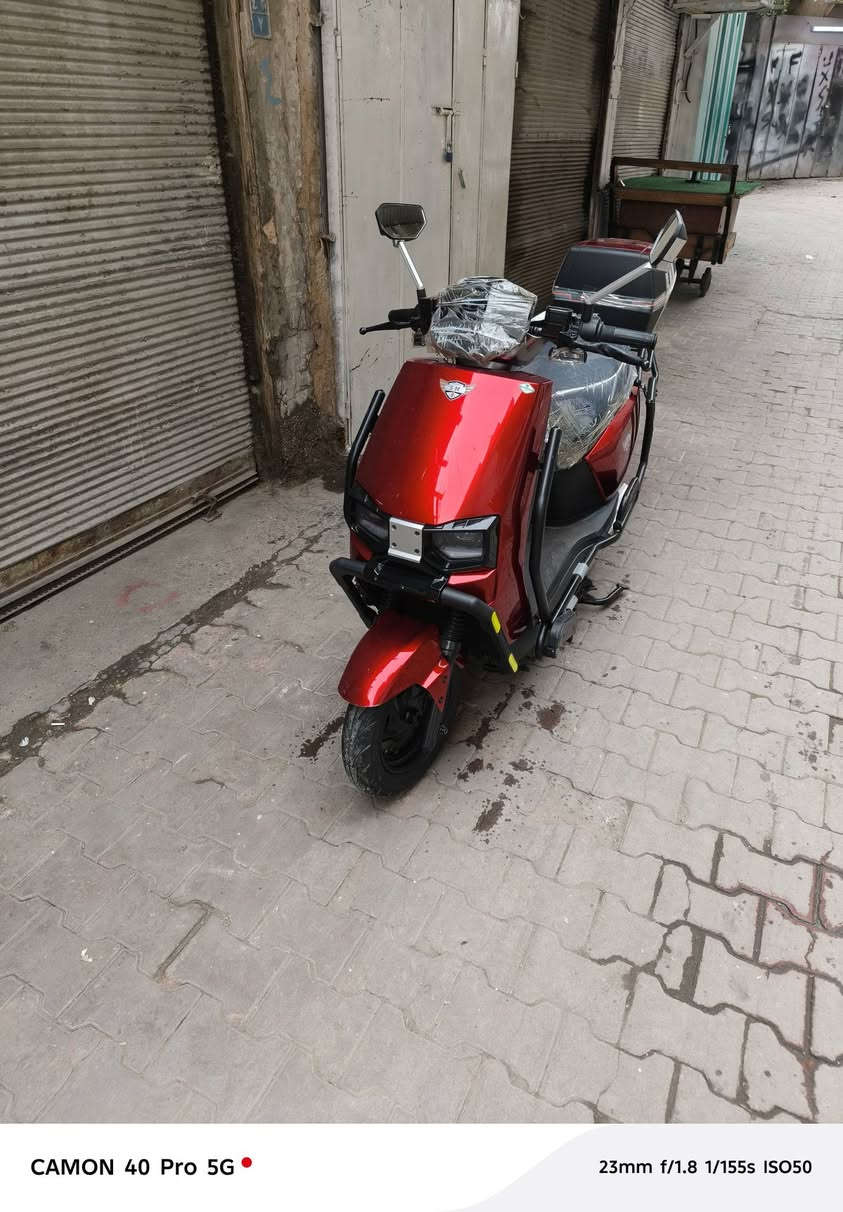 سلام عليكم  دراجه شحن  البيع  ست بطاريات دبل    العنوان بغداد كفاح دراجه حيل نضيفه 850 وبيه مجال الاستفسار  عل رقم  ***********
