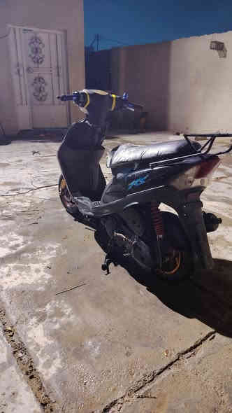 السلام عليكم ماكس عدله ياباني جديده  سلف هندر شاير لايت عالي ناصي سكنات  كهربائيات كلها شغاله اي نقص ماكو بوشه49 مفتوحه مره وحده شلعه ومشي ونعومه كفراتها بلاد امختمات  بيهه ويل كب 2 رياضي دبل كدام رياضي تايرات جدد دراجه كامله مكمله سعر 550 وبيهه مجال مكاني البصره الزبير رقم *********** 🙊💙
