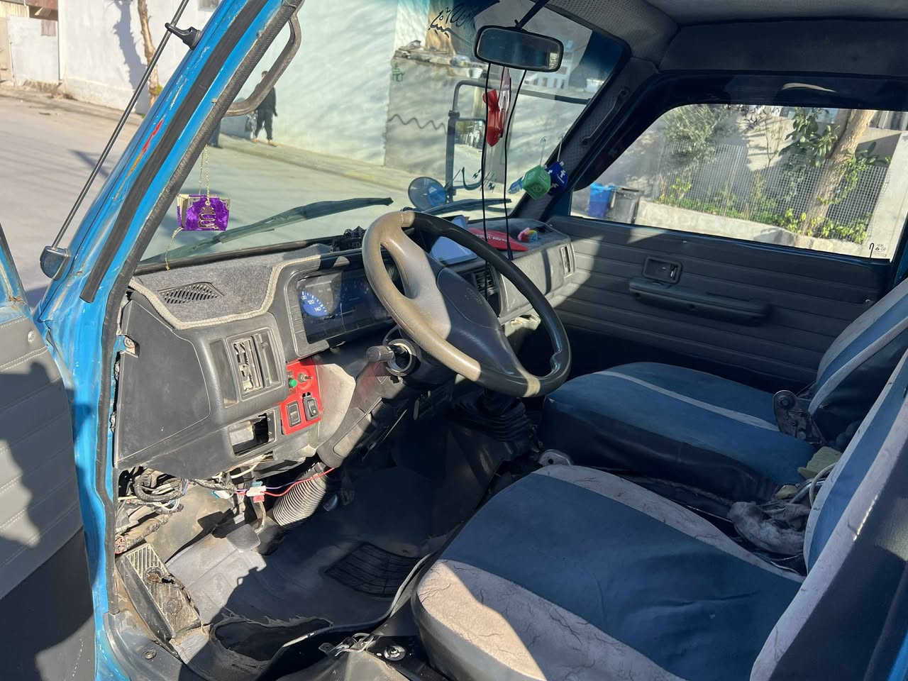 کیا بارە بۆفرۆشتن
ئاڕم پلاسیک هەولێرئاڕمووئەوەلیات بەشەرت 
گێڕومەکینەوئەکسلوو شەنسی بەشەرت 
مۆدێل 1997 مەکینەی ئەوروپی لەسەرە 2700 
کەوەرسور نرخ 38 گەڵاو مەعمەلە 
ناونیشان سەیدسادق 
ژم *********** فایبەروو وەتساپی لەسەرە 
ئاڵوگۆڕیش ئەکەم بەشتێک بەدڵم بێت
