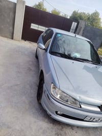 للبيع بيجو ٣٠٦ سيارة بلاديه بيه بارد قليل باب ورة السايق سعر ٥٨ وبي مج...