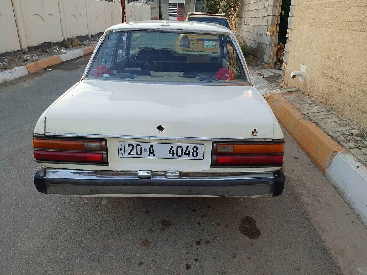 سلام عليكم
كراون موديل 89سنويه 29 تحويل مباشر 
مكان سيارة ديالى
***********
