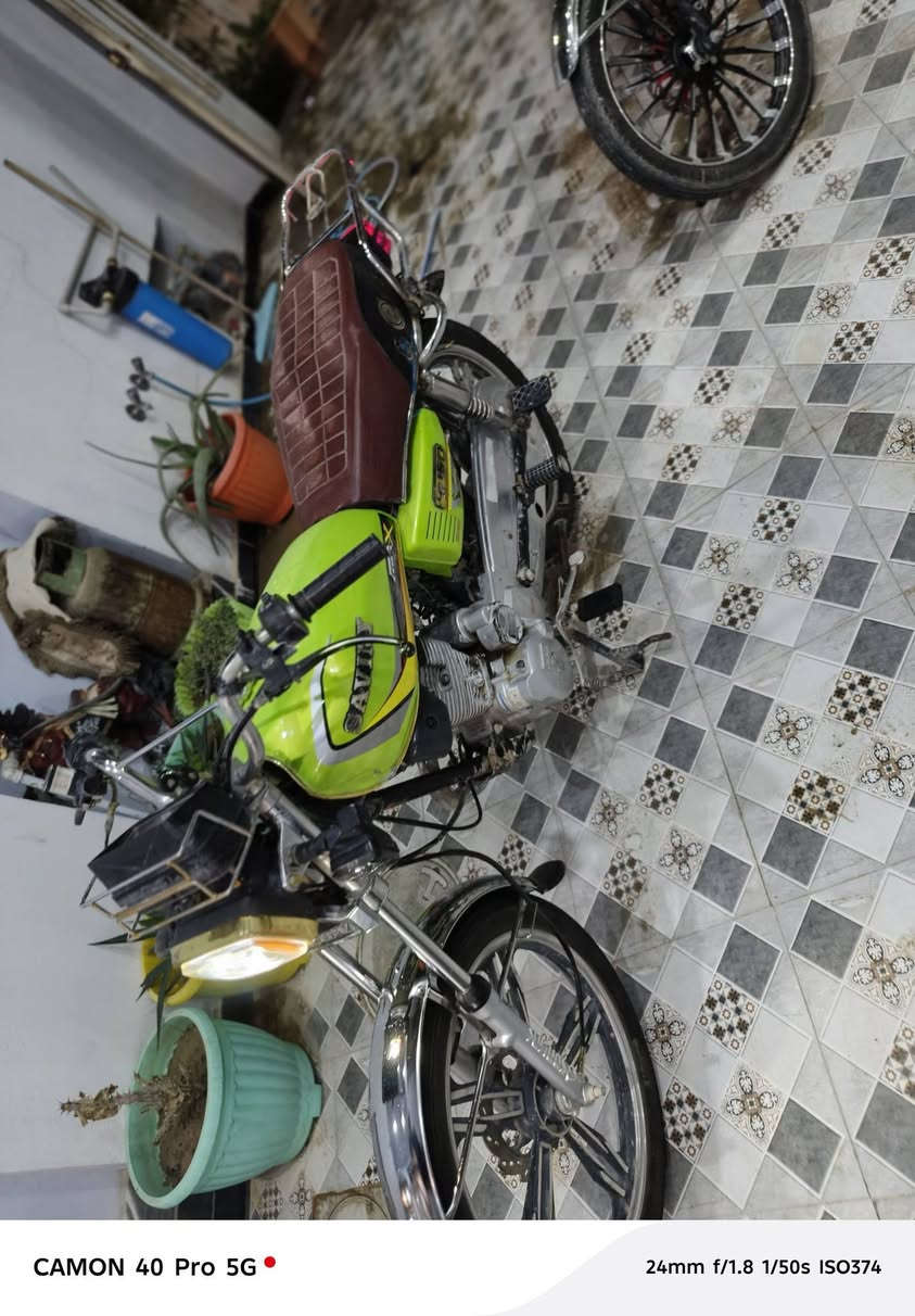 السلام عليكم
ايراني 2020 محدث 2023مفتوح
نضيف حيل 
سعر500وبي مجال
مكاني سامراء حي المثنى
والي يكول غالي ادفع سعر وتدلل ماكلت قفل وذا ما يعجبك لاتعلق رجاء


**إذا كنت صاحب هذا الإعلان وتريد حذفه لأي سبب، رجاءا أرسل رسالة إلى الدعم الفني**