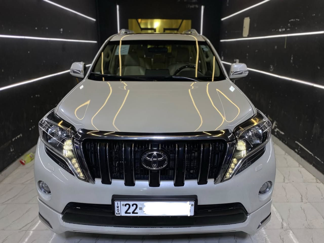 تويوتا برادو 2016 فئة TXL فول خليجي وكالة ساز ماشية 194 الف و ارقم اربيل الجديد تحويل مباشر بصمة سلايد جلد 
و كراسي كهرباء ومحرك V6 السيارة بيه 
طخة بسيطة بين البابتين بدون دواخل و 
بدون ايرباك وصار بيه صبغ بابتين جهه 
سايق وبيه سونار و محرك كير مكفولات أبيع شرط السونار و سعره جداً حلو و
مناسب سعره 28500$ الف دولار او 
285 ورقة وبيه مجال ومكاني هو بغداد 
ورقمي الاتصال ***********  ومحرك 6سلندر حجم 4000
