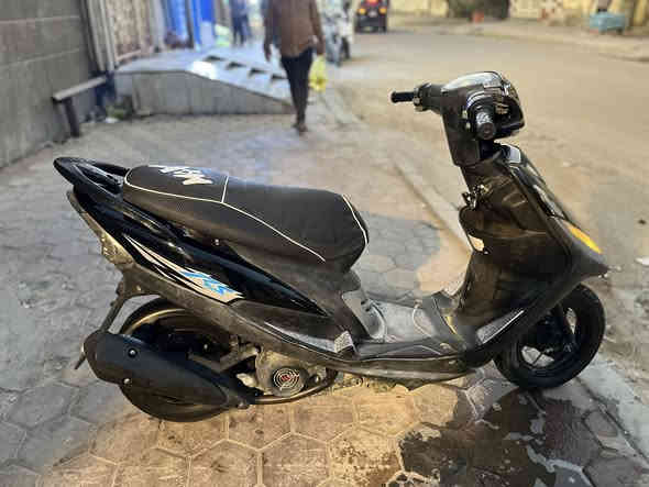 سلام عليكم
دراجه ماكس عدله شلعه ومعدل شك لكاع مزوده ٥٥دراجه مال جناي ما تعبك دهن كل ١٠ ايام وفلتر شوته سعره ٦٠٠وبيه مجال شراي يتصل***********
