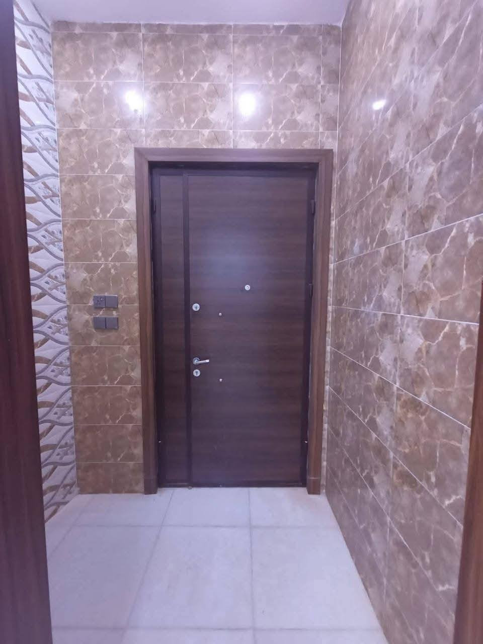 بمناسبة عيد الفطر المبارك 

عرض مميز جدآ 

من سعر 150مليون إلى سعر 135 مليون 

#حصرآ_كل_ماهوا_جديد_لدى_عقارات_الخيّام
🏠 #دار_طابقين_للبيع 💥💯

 المكان شارع 40 💥💯

المساحة الكلية200م²💥💯

📜 جنس العقار: طابو زراعي تحويل مباشر.💥💯

🏗️  💥💯

💧 الخدمات: ماء وكهرباء وطنية ومولّد وجميع الخدمات متوفرة💥⚡

يتكون الدار من:💥⚡

غرف نوم عدد (3)💥⚡

صالة واسعة💥⚡

استقبال💥⚡

مطبخ 💥

نظام غاز خارجي 💥

مجموعة صحيات داخلية وخارجية💥

كراج .💥

شارع 7 متر 🛣️💥

ـــــــــــــــــــــــــــــــــــــــــــــــــــــــ

📍 للمزيد من التفاصيل يمكنكم زيارة مكتبنا:💥

#عقارات_الخيّام_الرمادي_شارع40💥⚡

📞 أرقام التواصل (واتساب متاح):💥⚡

***********☎️

*********** ☎️

⏰ متواجدون في المكتب على مدار أيام الأسبوع.💥

نرحب بكم دائماً لزيارتنا والاستفسار عن أي عقار يناسبكم💥
