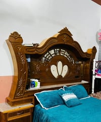 07813450086 ميز تواليت مع تاج جربايه مستعملات شي قليل للبيع