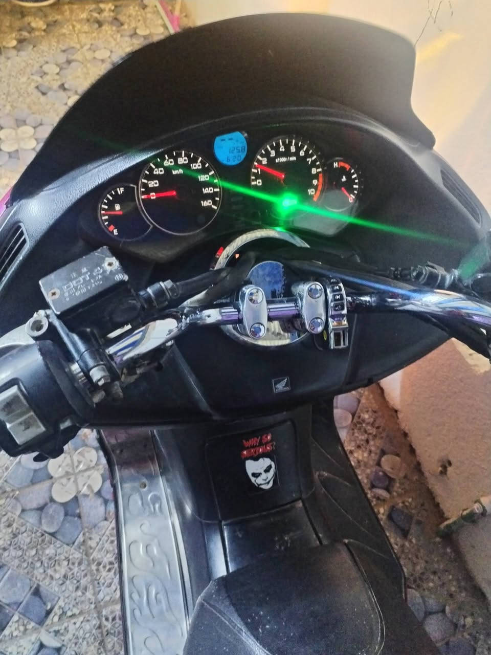 دراجه فورزه 08 فول3تحويلات مانقص الدراجه اي شي تيارات كلوب جنطه سعرها علئ خاص مناسبه مستعجل علئ بيعته نظافه المكينه علئ شرط وترياك وين ماجان سعرها ب مليون وهذا رقم صاحبه ***********
