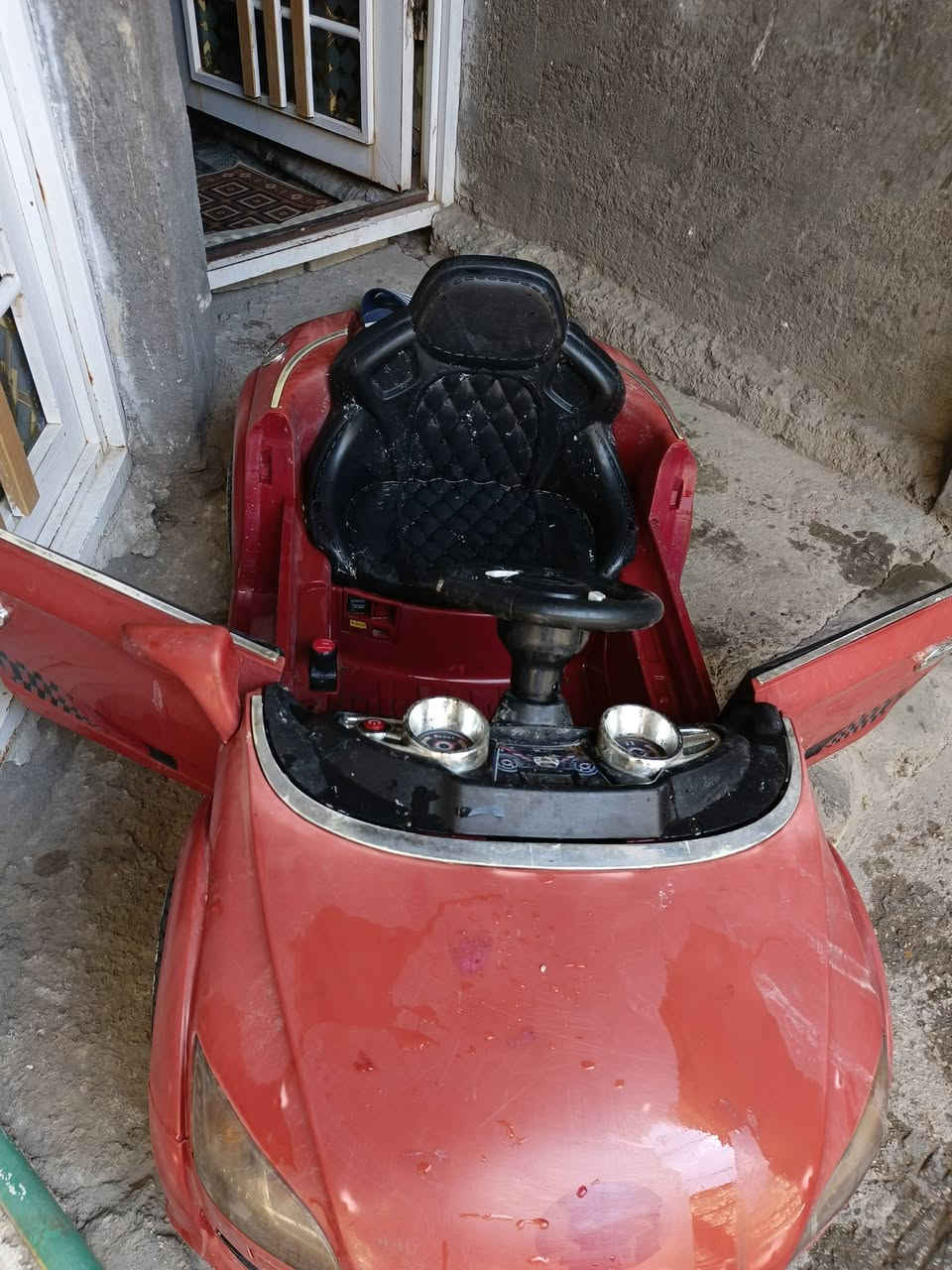 السعر قفل 15الف ابيع على  وضعها عوزهة باتري بدون ريمون مكاني الشعب قرب محطة غاز عدن


**إذا كنت صاحب هذا الإعلان وتريد حذفه لأي سبب، رجاءا أرسل رسالة إلى الدعم الفني**