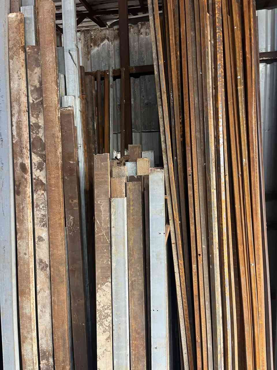 بوري مربع1/5 و1/4 مختلف الاطوال ت *********** مكلف بالنشر  بغداد
