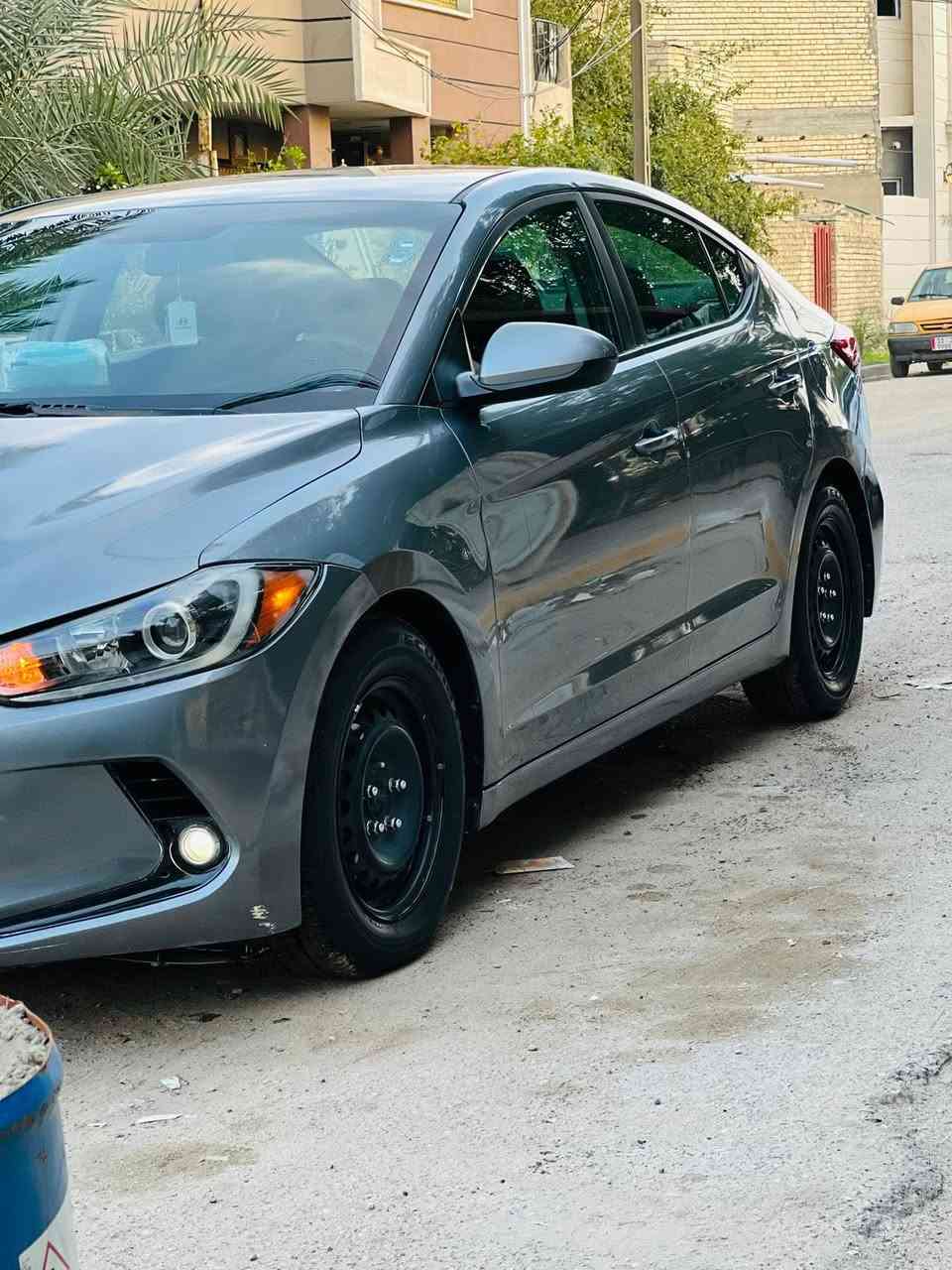 سلام عليكم اخوان 
ألنترا موديل 2018  رقم أربيل شرط التحويل باسمي 
صور السونار مرفقه بالمنشور 
حادثه طخه بالبنيد 
السياره جاهزه من كل النواحي بدون اي نقوصات 
مكان السياره بغداد الحريه 
السعر  ١٢٢ وبيها مجال ان شاءالله 

‭٠٧٨٠ ٤٢٤ ٤٤٤٢‬
