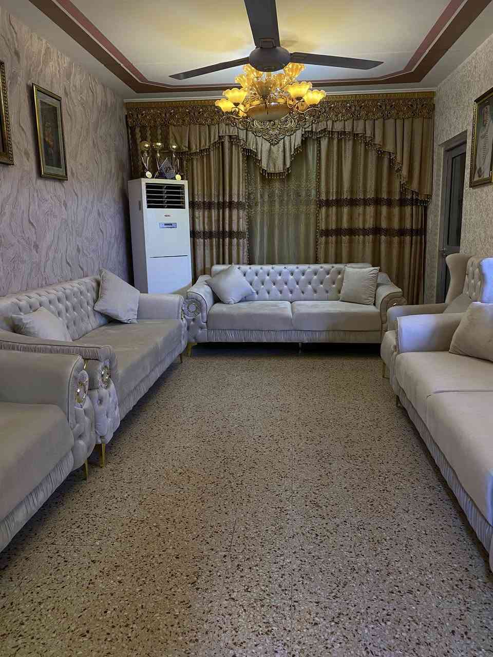 السلام عليكم تخم 11 مقعد جديد للبيع السعر مليون و100


**إذا كنت صاحب هذا الإعلان وتريد حذفه لأي سبب، رجاءا أرسل رسالة إلى الدعم الفني**