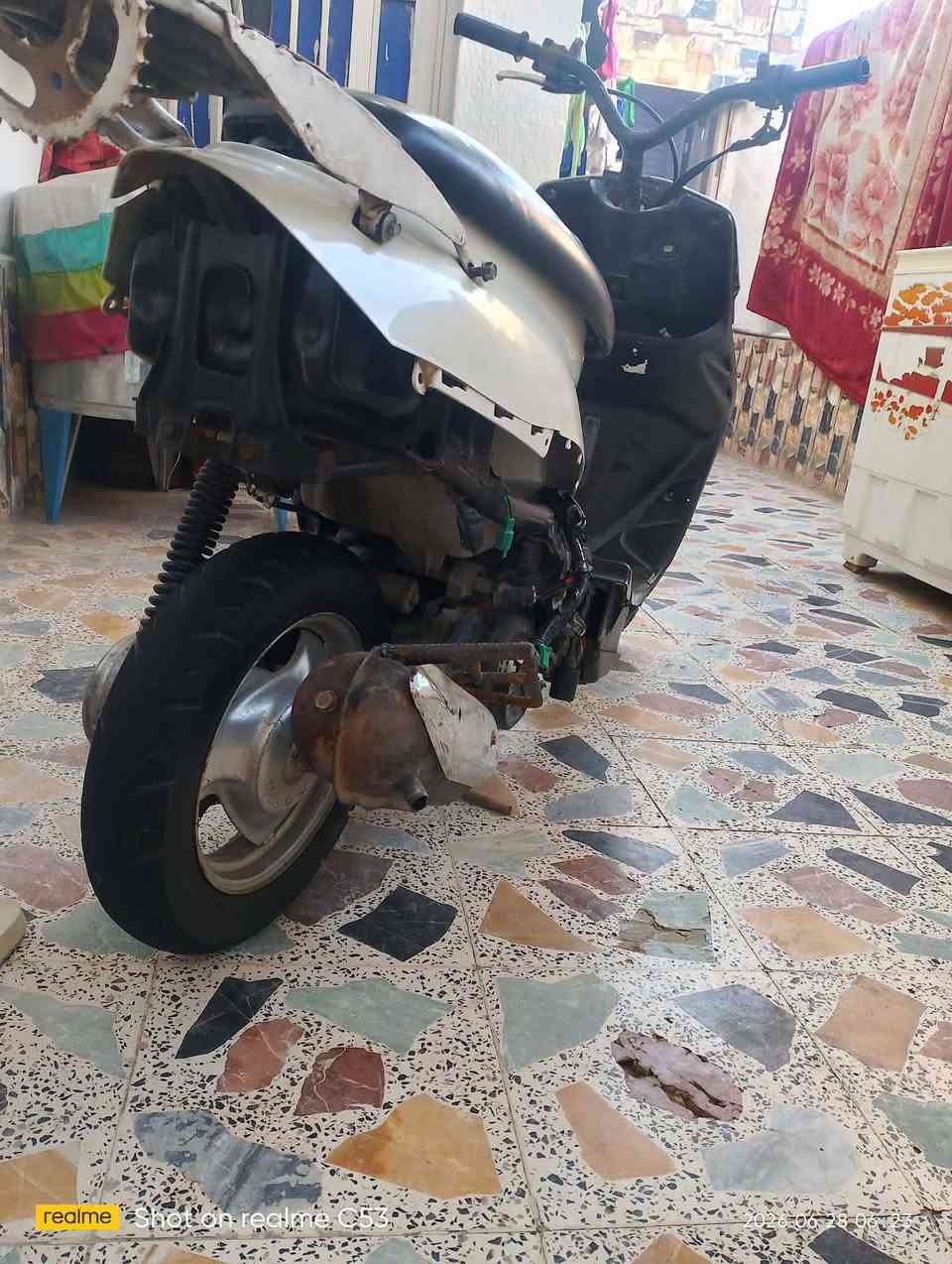 درجة يومها ٩ زروف نضيفه مكان ميسان 
سعر    170  /***********/بس واتساب
